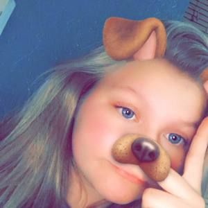 Meet your Posher, Zoe